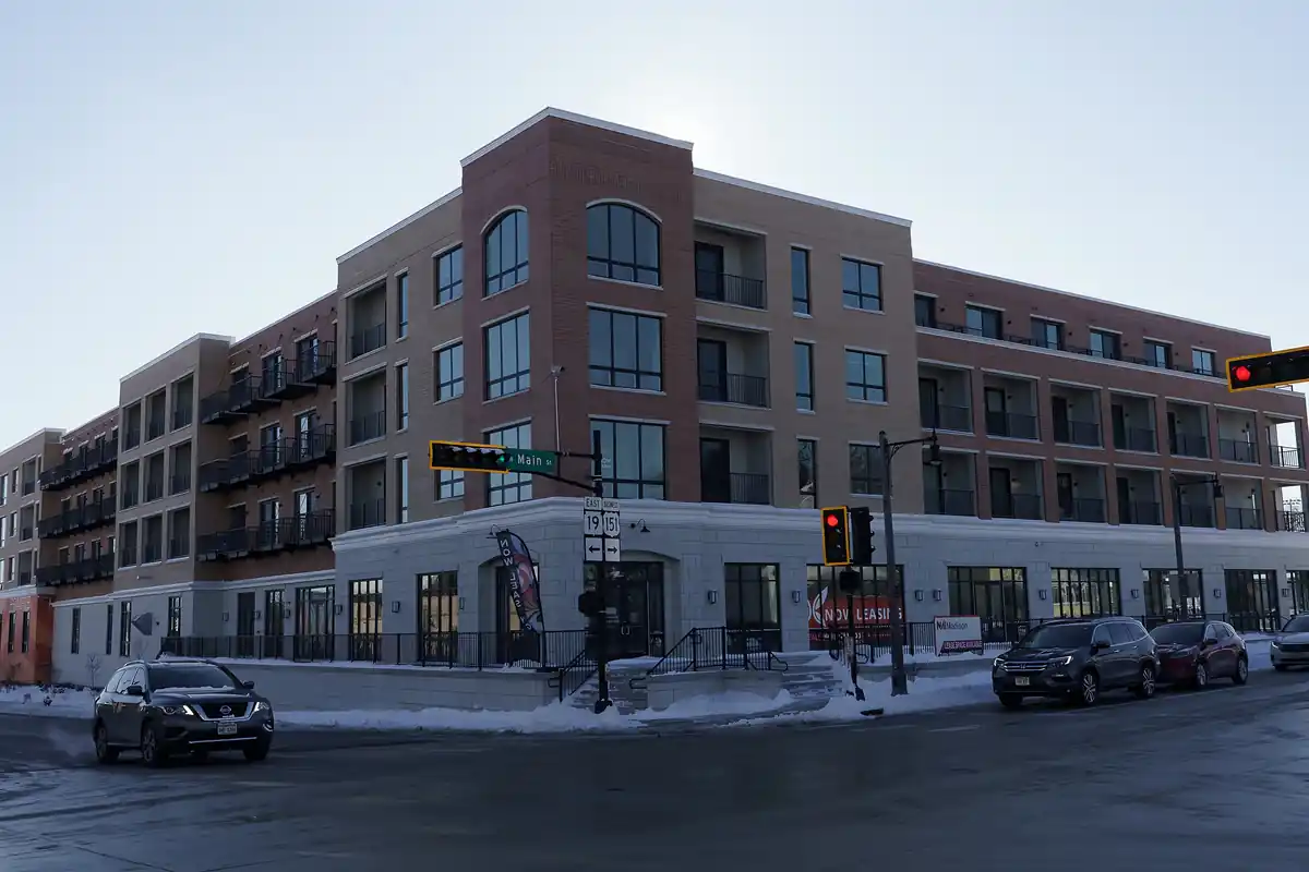 Monarch on Main from the street corner