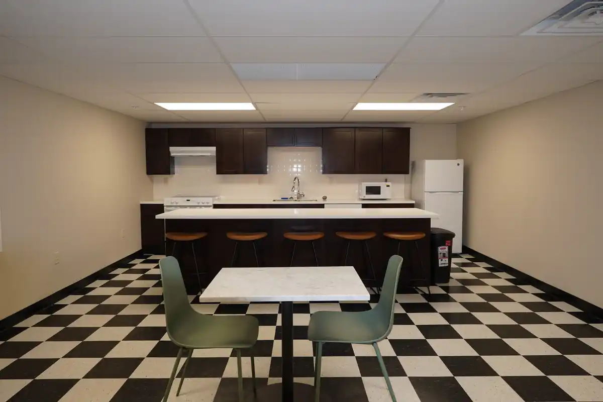 Community kitchen, bantr neenah