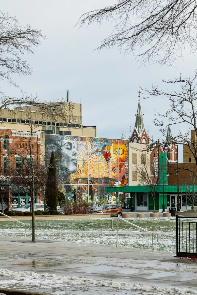 Hot air balloon mural in downtown Wausau